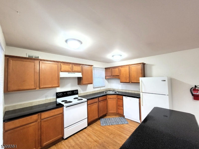 272 Us Highway 206 #C, Byram Twp., NJ 07821