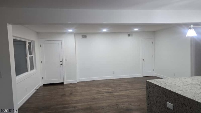 Belleville Twp., NJ 07109,99 Harrison St