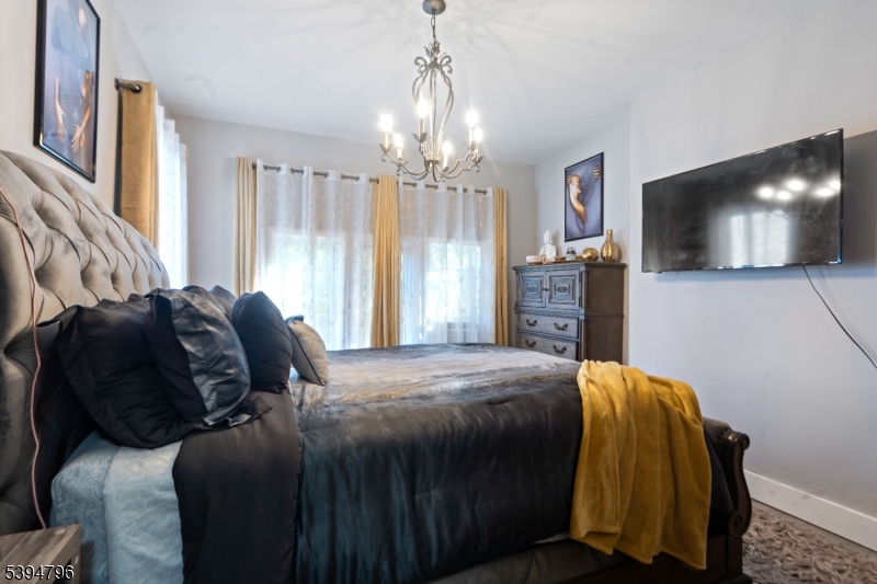 East Orange City, NJ 07017,47-49 N 18Th St