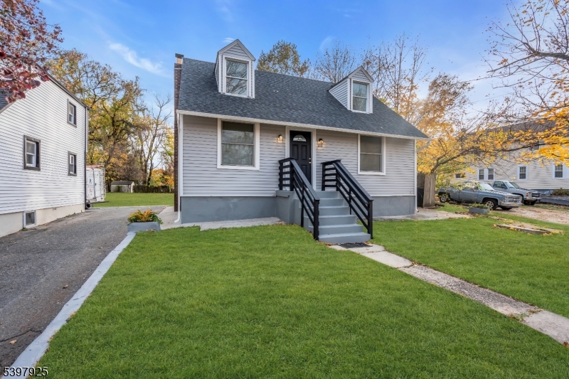 Lawnside Boro, NJ 08045,26 Center Oak Ave