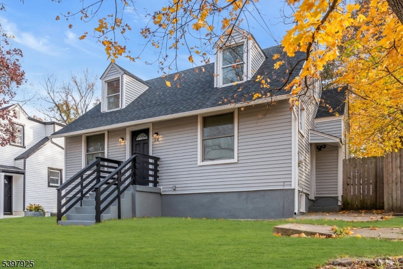 Lawnside Boro, NJ 08045,26 Center Oak Ave