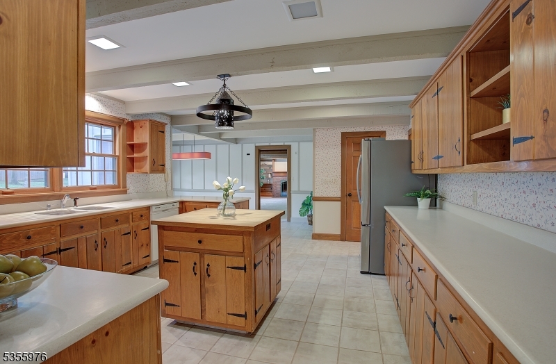 Raritan Twp., NJ 08822,14 William Barnes Road