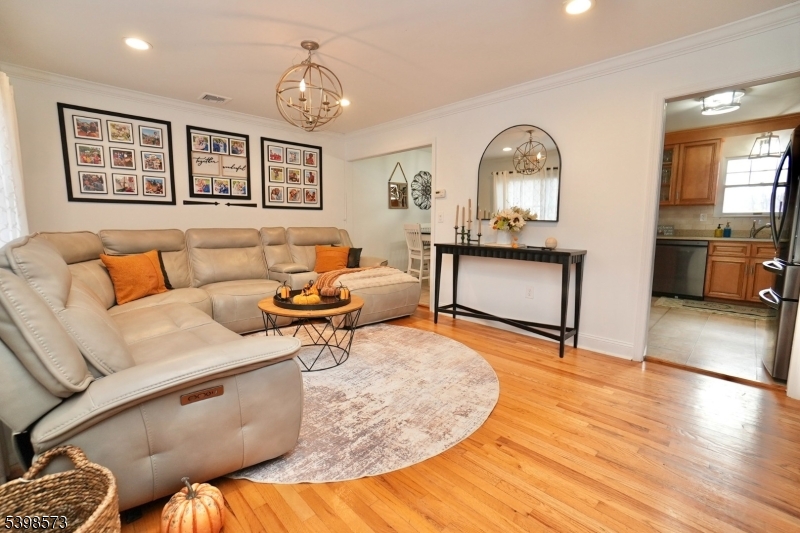 West Milford Twp., NJ 07480,153 Mountain Cir South