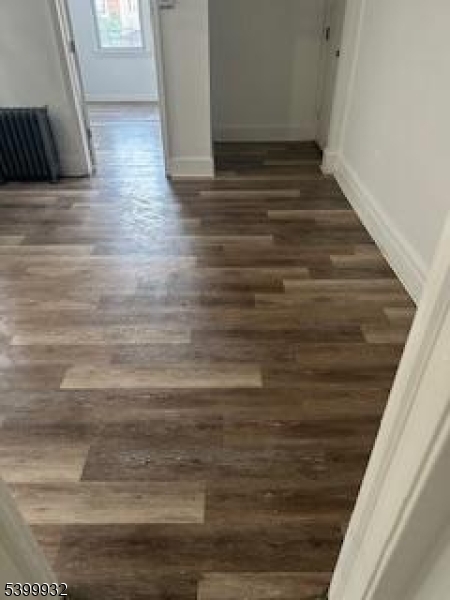 Newark City, NJ 07106,231 Alexander St #1R