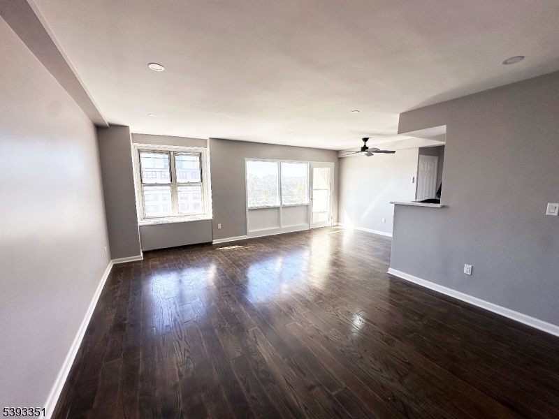 East Orange City, NJ 07017,276 Prospect St #9A