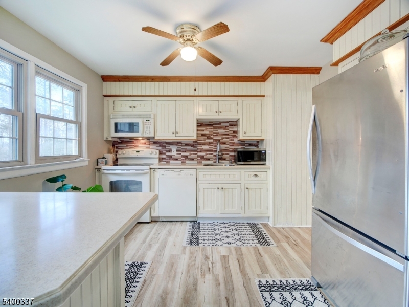 Franklin Boro, NJ 07416,10 Hemlock Dr