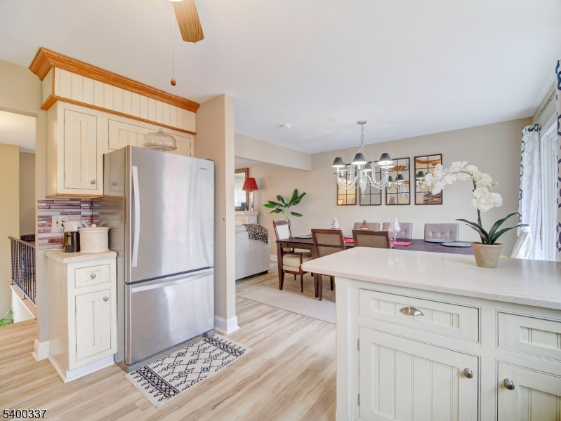 Franklin Boro, NJ 07416,10 Hemlock Dr