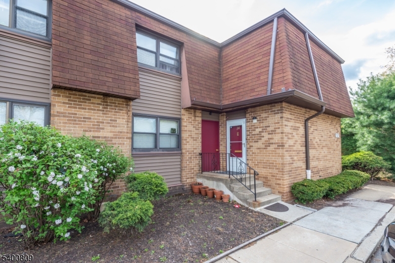 1133 Livingston Ave #14, North Brunswick Twp., NJ 08902