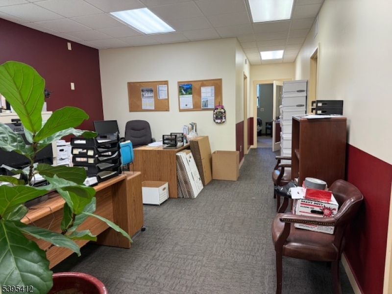 15 Somerset Pl, Clifton City, NJ 07012