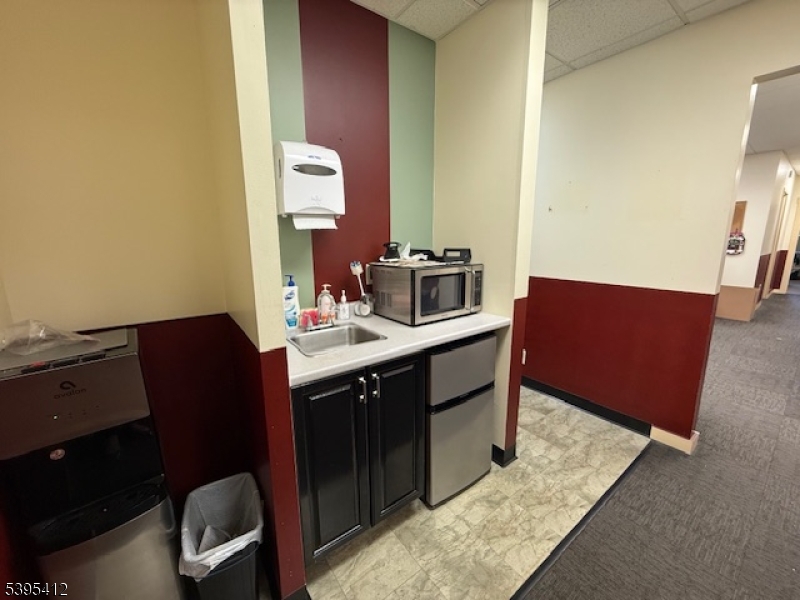 Clifton City, NJ 07012,15 Somerset Pl