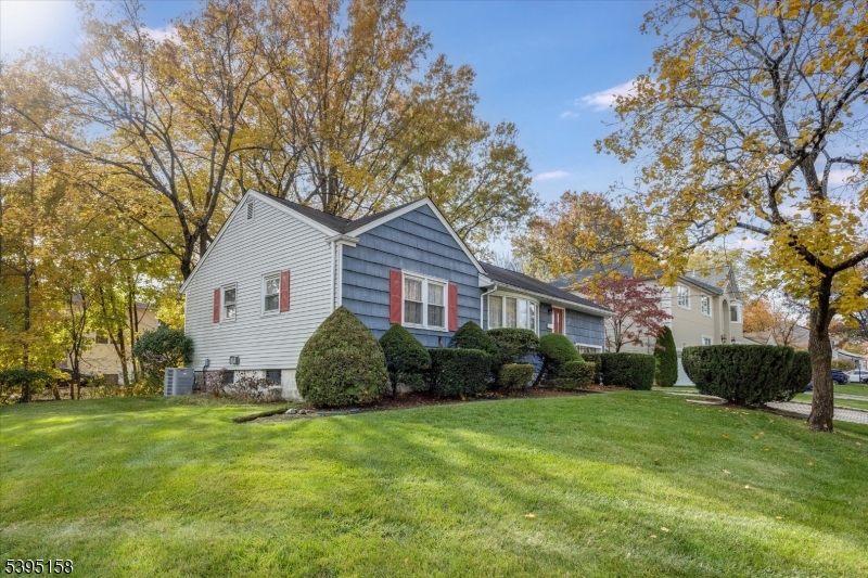 Fair Lawn Boro, NJ 07410,40-18 Kramer Pl