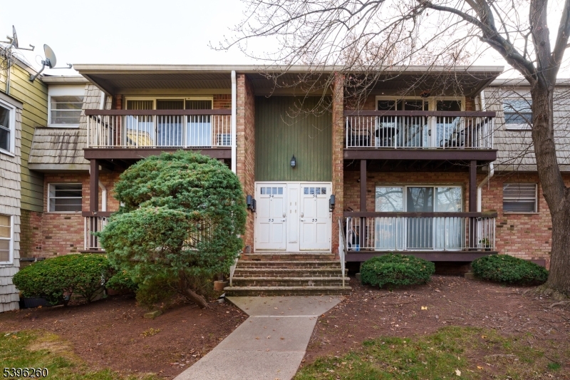 28 Deanna Dr #53, Hillsborough Twp., NJ 08844