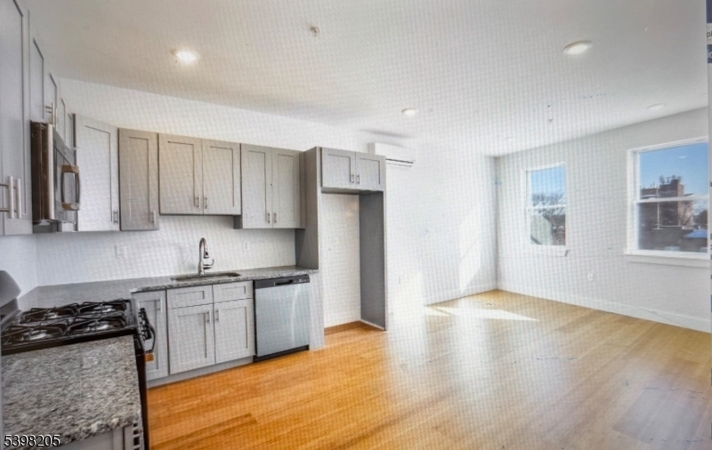 Plainfield City, NJ 07060,100 North Ave