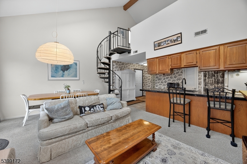 Vernon Twp., NJ 07462,2 Sunrise Dr 6 #6