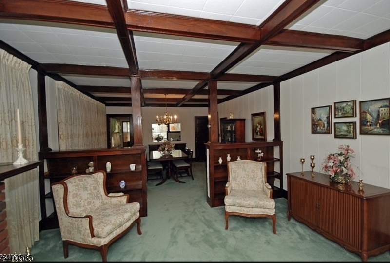 Belleville Twp., NJ 07109,124 Overlook Ave