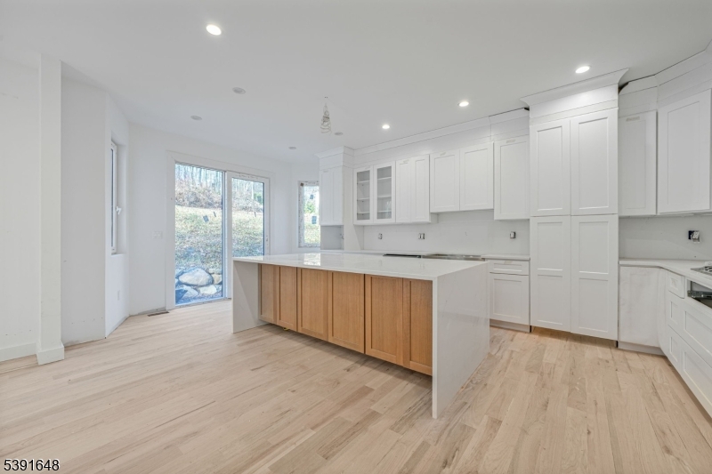 Montville Twp., NJ 07082,85 Pine Brook Rd