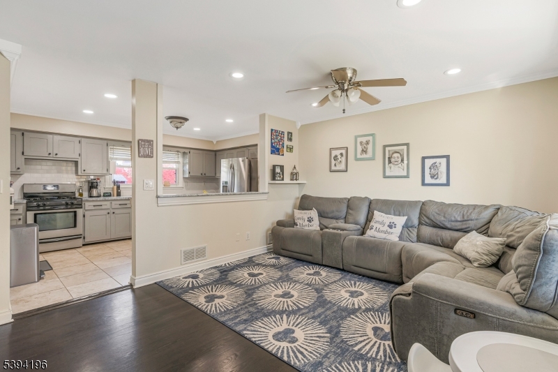 Manville Boro, NJ 08835,183 E Camplain Rd