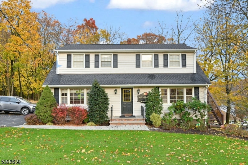 857 Pompton Ave, Cedar Grove Twp., NJ 07009