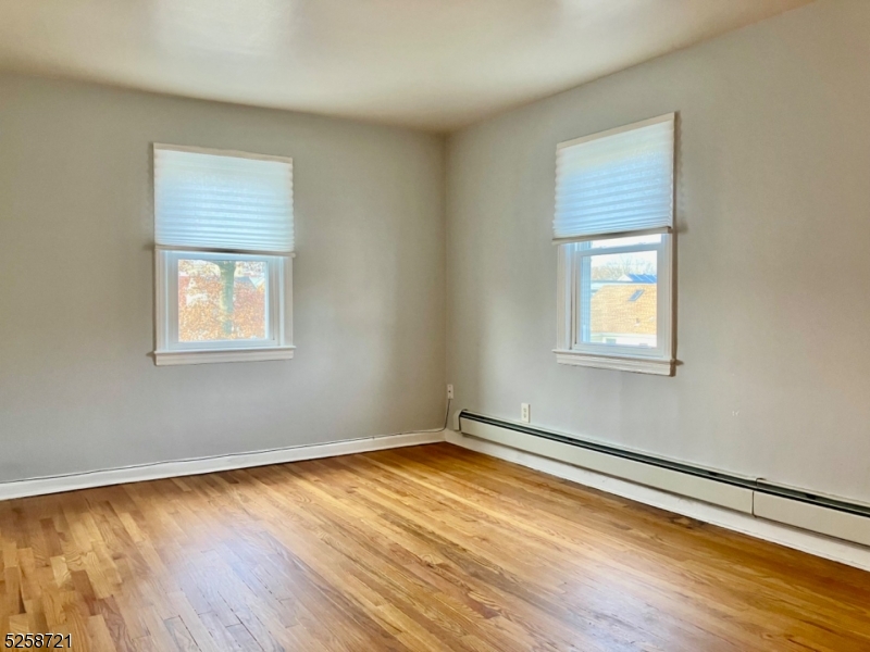 North Arlington Boro, NJ 07031,77 Exton Ave #2