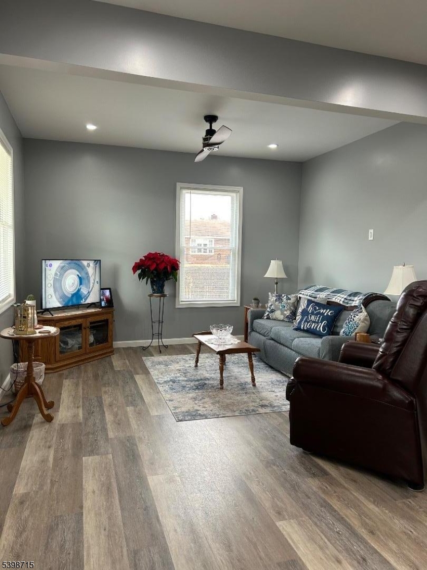 Lopatcong Twp., NJ 08865,333 S 4Th St