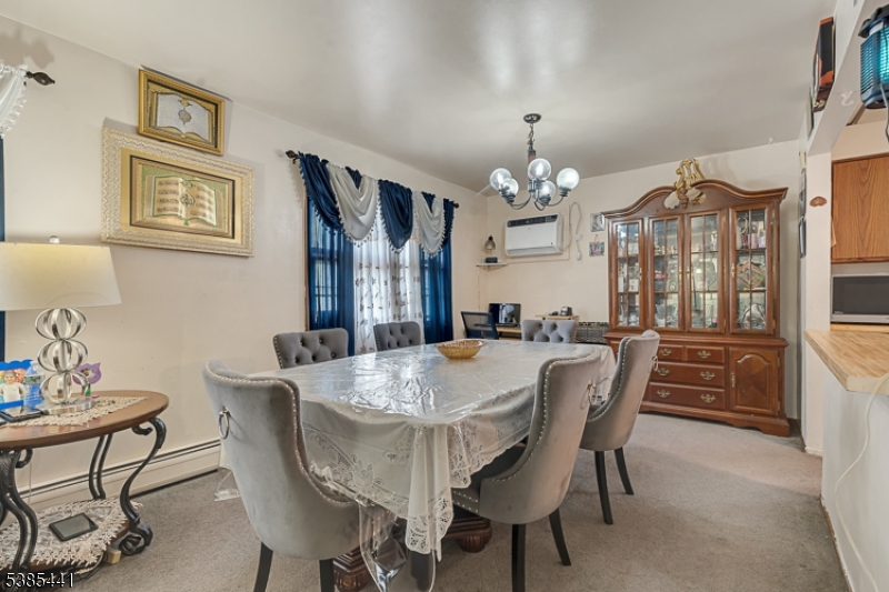 Linden City, NJ 07036,514 E Elm St