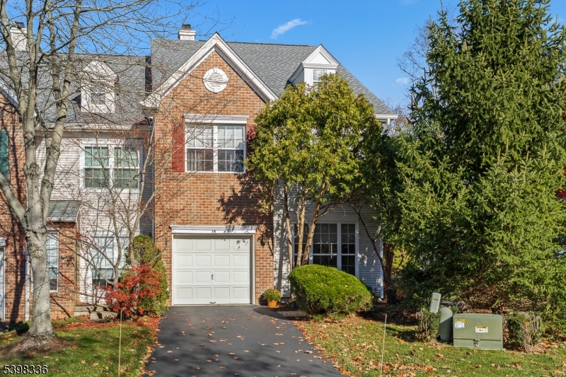 14 Minuteman Ct, Bernards Twp., NJ 07920