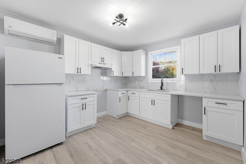 Passaic City, NJ 07055,20 Wickham St