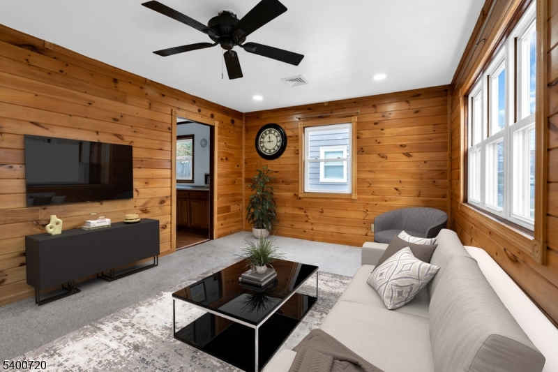 Manville Boro, NJ 08835,130 S 17Th Ave