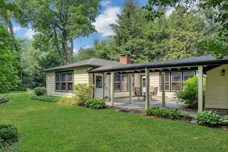 Glen Ridge Boro Twp., NJ 07028,82 Winsor Pl