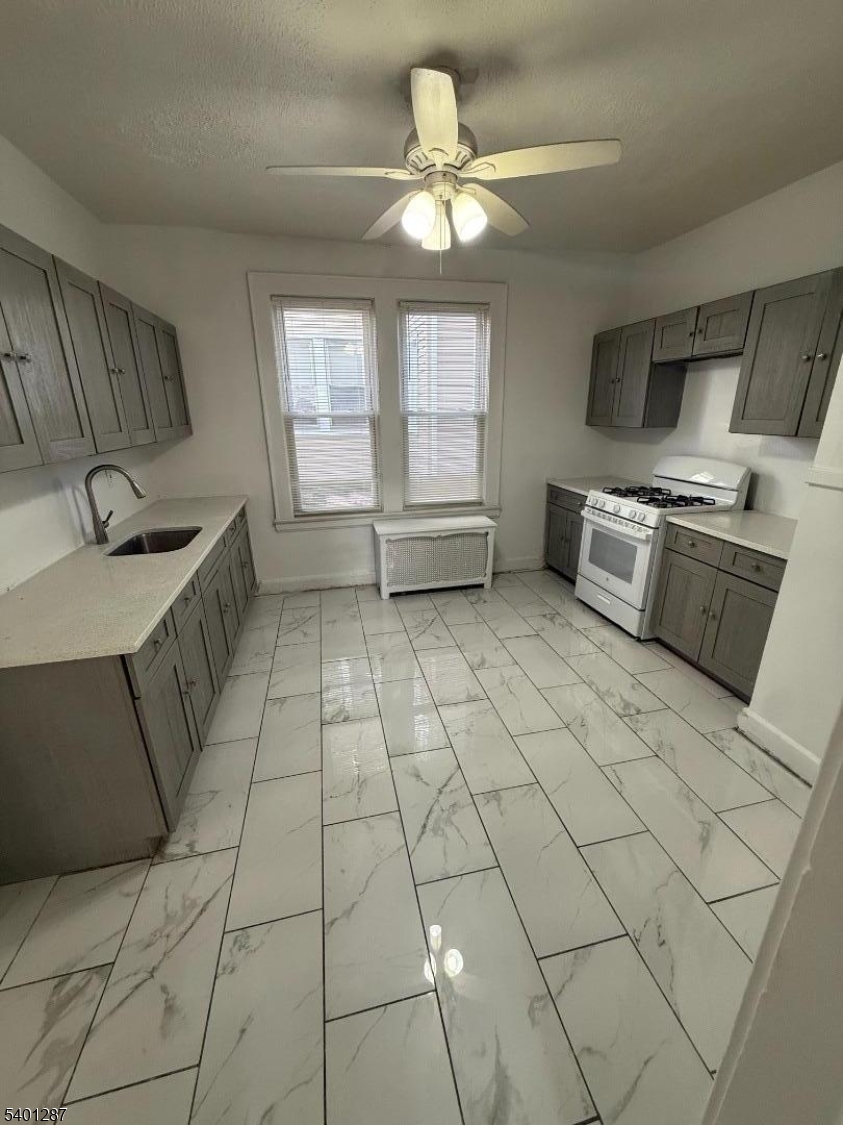 85 Sunnyside Ter #1, East Orange City, NJ 07018