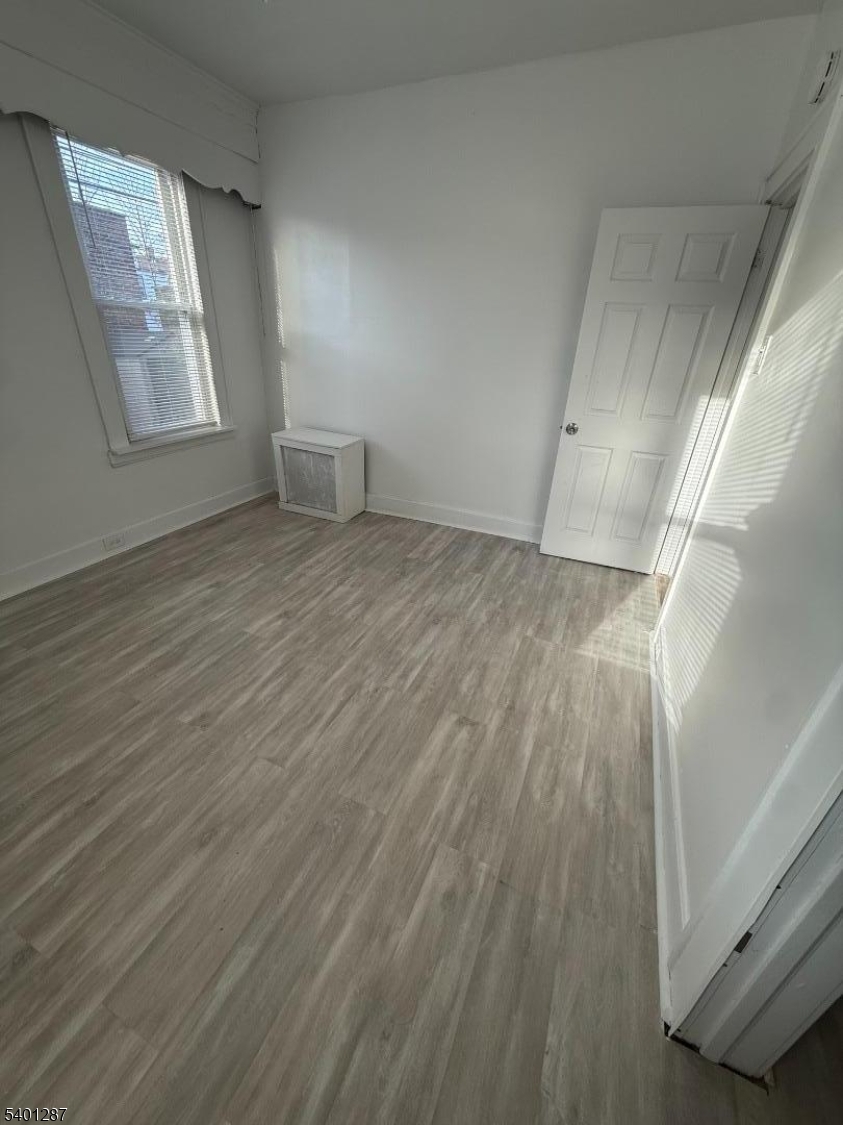 East Orange City, NJ 07018,85 Sunnyside Ter #1