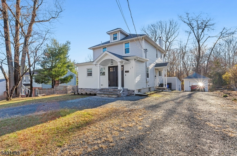 Park Ridge Boro, NJ 07656,17 Lakeview Ave