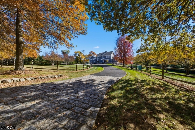 9 Doefield Rd, Lebanon Twp., NJ 07830