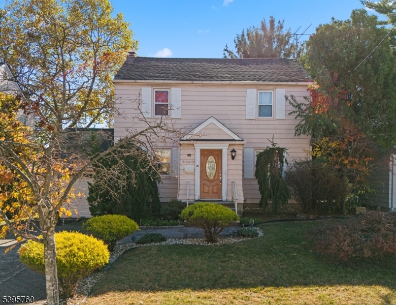 Clifton City, NJ 07011,71 Fernwood Ct