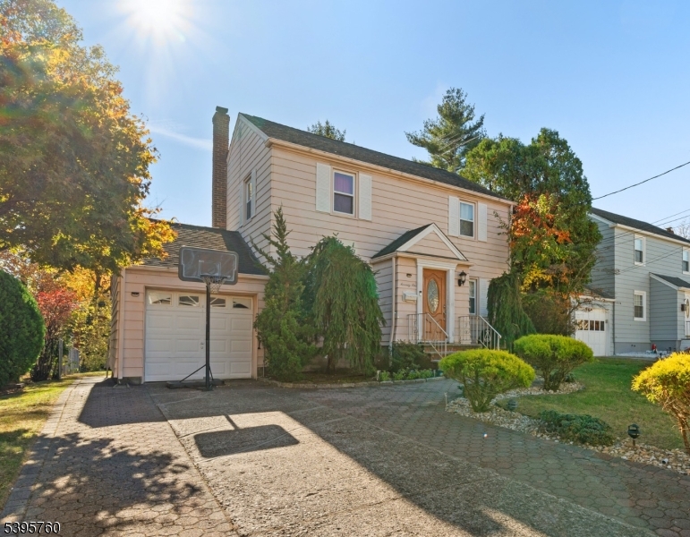 Clifton City, NJ 07011,71 Fernwood Ct