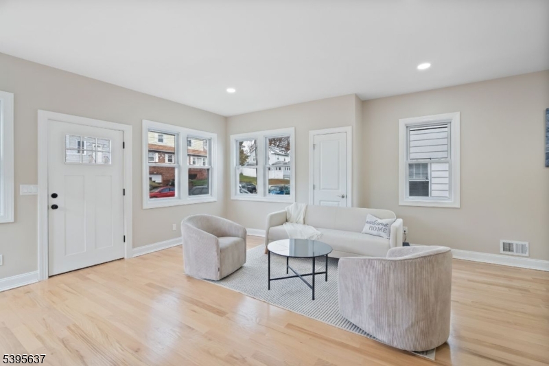 Hillside Twp., NJ 07205,542 Leo St