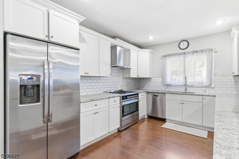 Kearny Town, NJ 07032,109 S Midland Ave