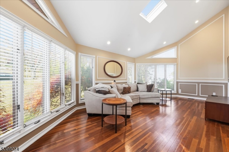 Mountainside Boro, NJ 07092,1605 Justin Pl