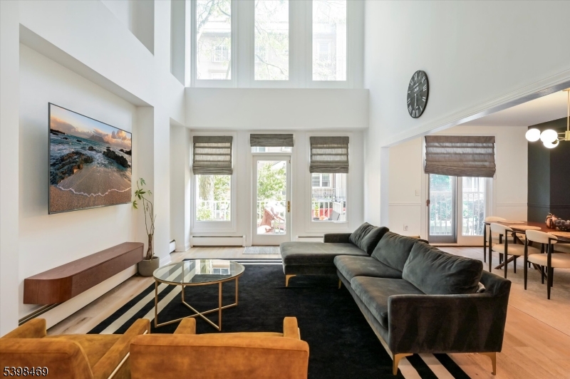 207 Shearwater Ct #14, Jersey City, NJ 07305