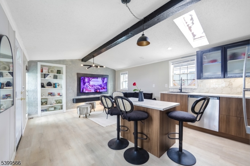 Bayonne City, NJ 07002,191 W 24th Street #B22