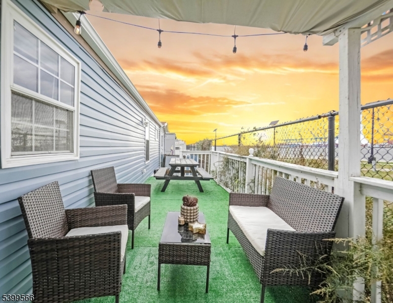 191 W 24th Street #B22, Bayonne City, NJ 07002