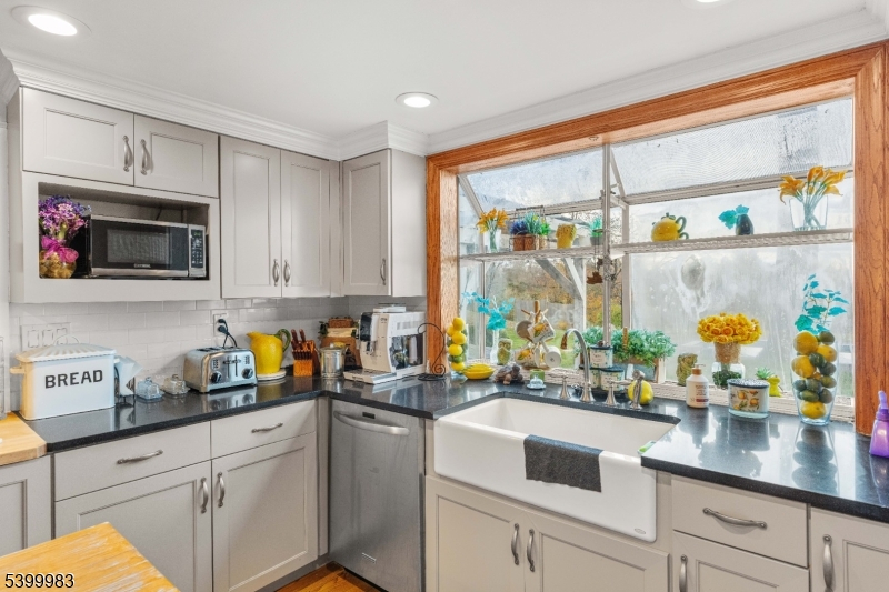 Bedminster Twp., NJ 07921,300 Old Farm Rd