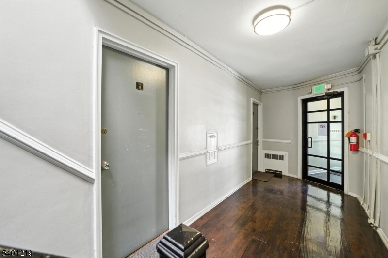 Montclair Twp., NJ 07042,819 Bloomfield Ave Unit 12 #12