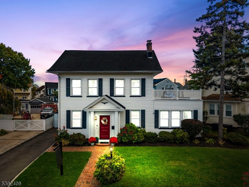 15 Parkway, Bloomfield Twp., NJ 07003