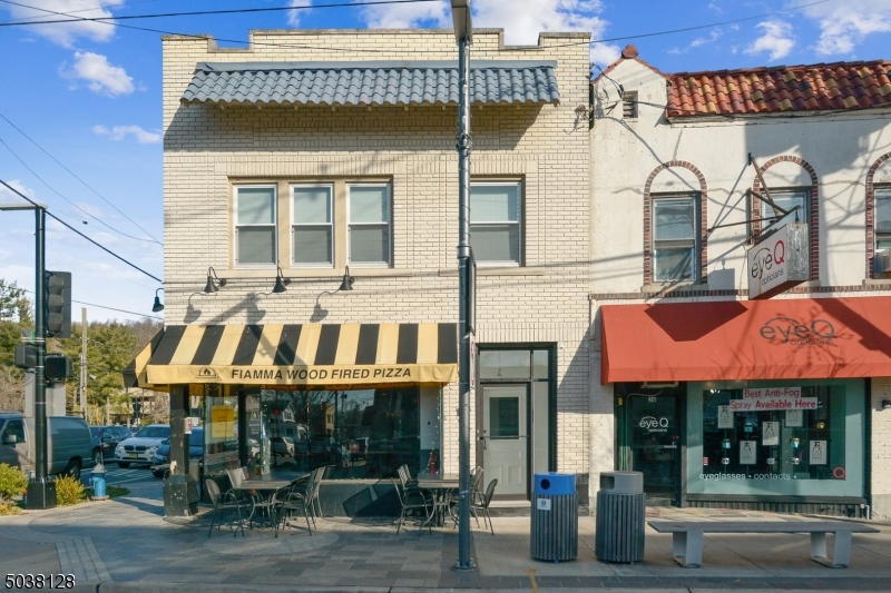 34 Main St, Millburn Twp., NJ 07041