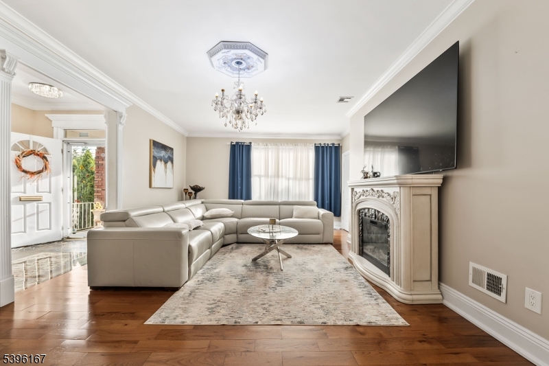 Totowa Boro, NJ 07512,190 Totowa Road