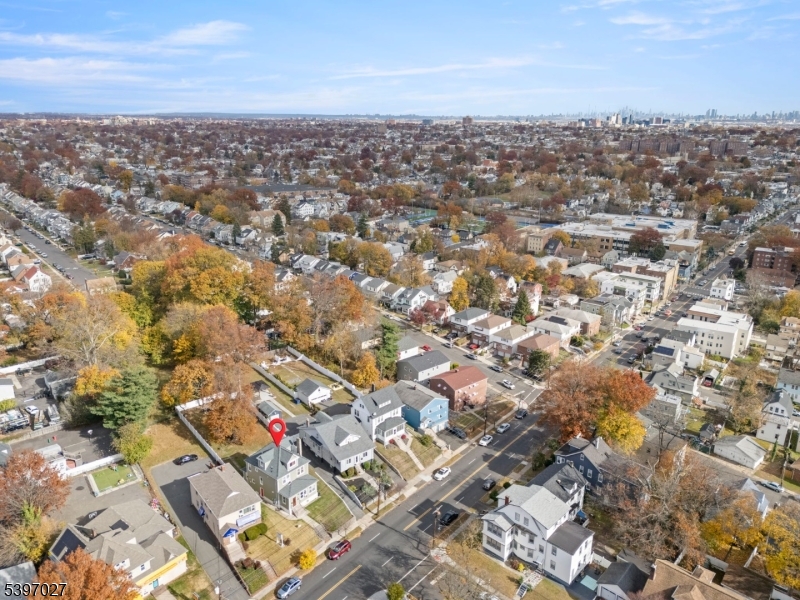 Irvington Twp., NJ 07111,1371 Clinton Ave