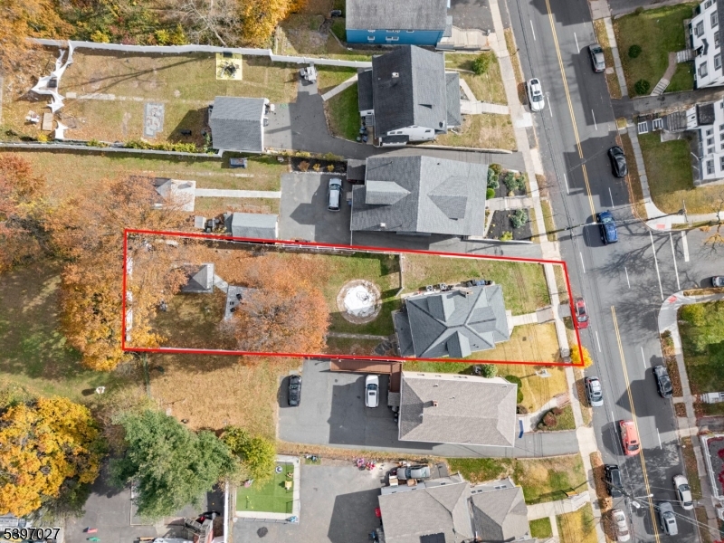 Irvington Twp., NJ 07111,1371 Clinton Ave