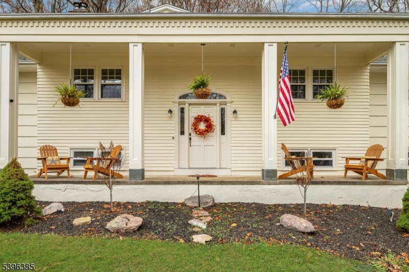 Kinnelon Boro, NJ 07405,7 Kentbrook Ter