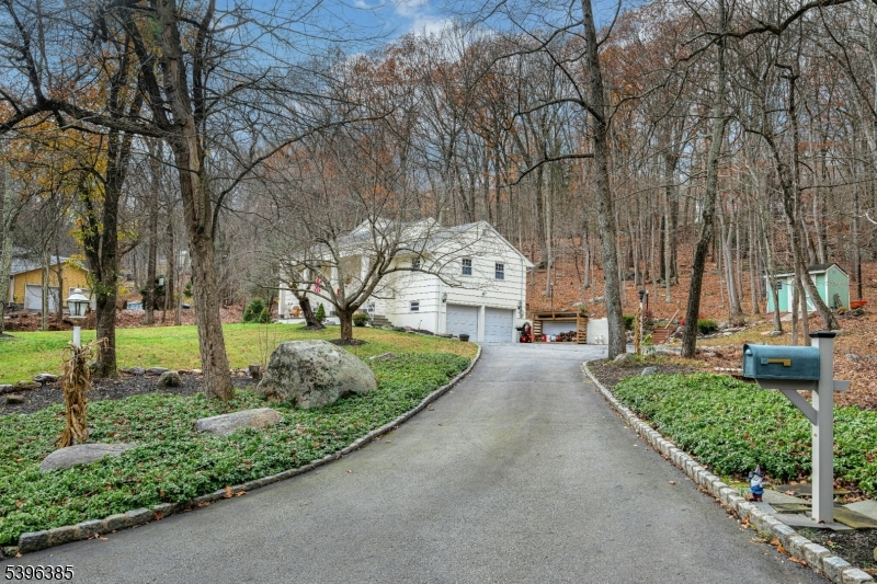 Kinnelon Boro, NJ 07405,7 Kentbrook Ter